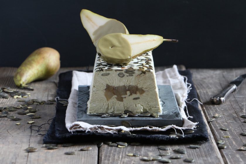 {Rezept} Cremiges Kürbiskern-Parfait - Glücksgenuss {Rezept} Cremiges Kürbiskern-Parfait - Glücksgenuss