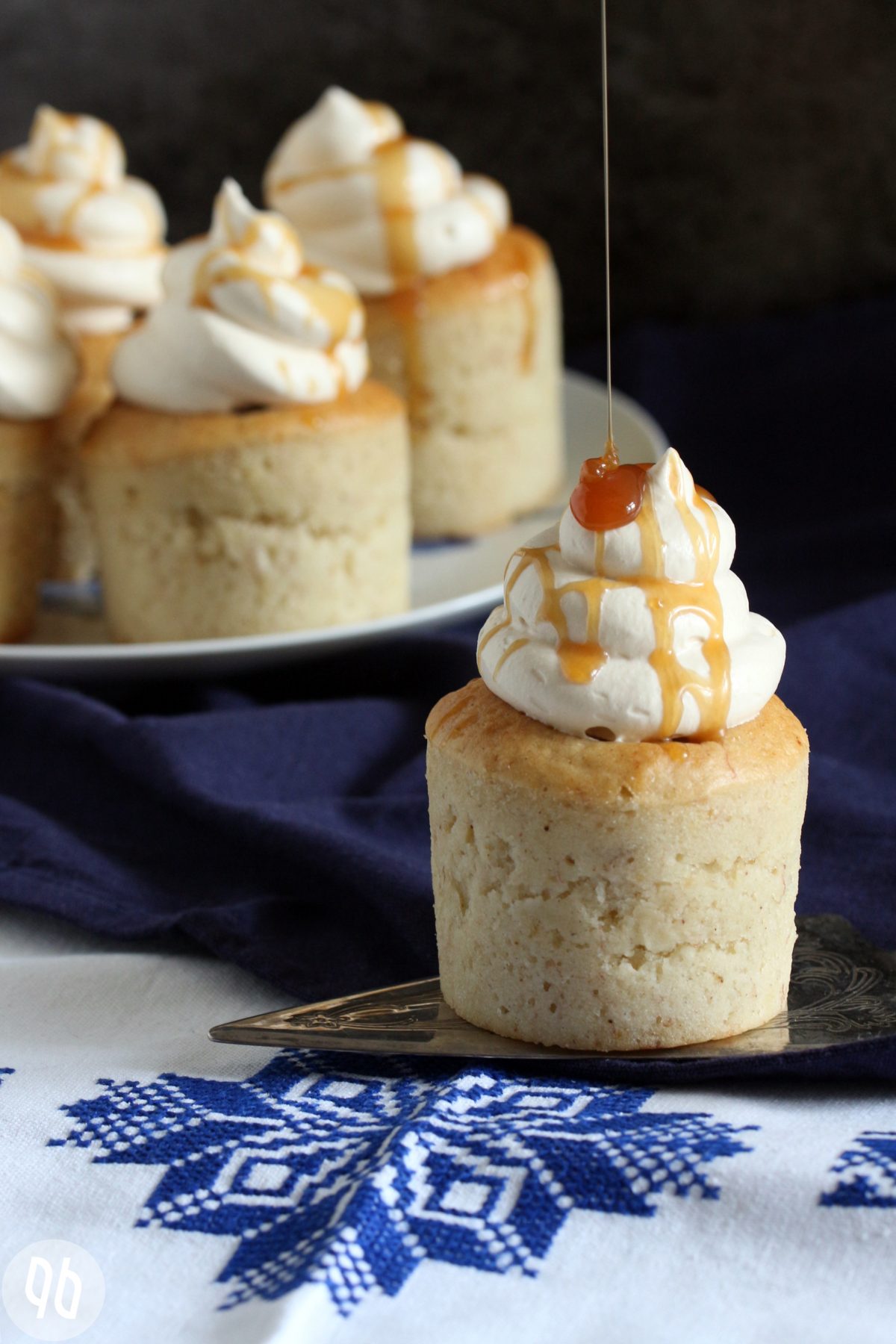 {Rezept} Bananen-Toffee-Cupcakes /vegan - Glücksgenuss