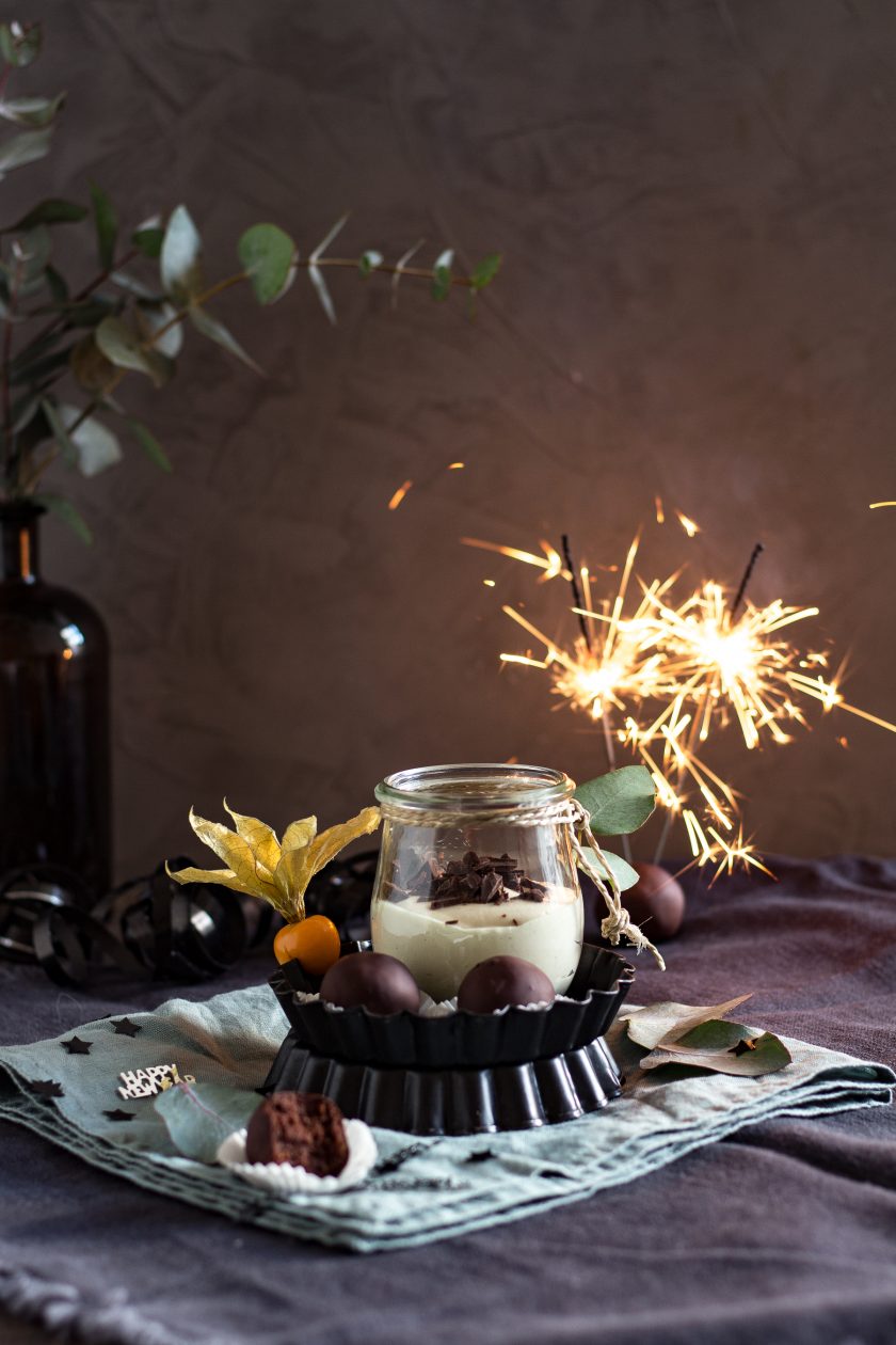 {Rezept} Orangenmascarpone mit Schokoladentrüffeln / Anzeige - Glücksgenuss